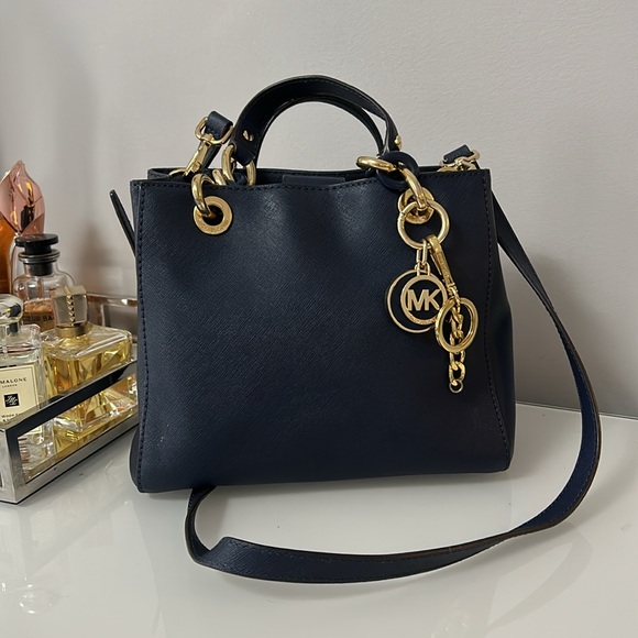 Michael Kors bag - Picture 6 of 8